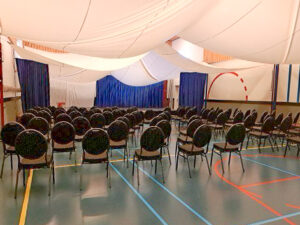Zaal MSF in theateropstelling