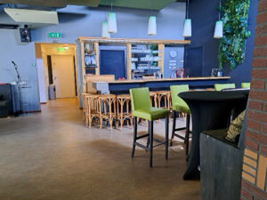 Barzaal. Huur per dagdeel € 27,50